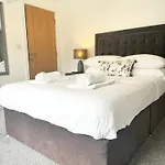 The Birketts Inn, 4 - Bed, Sleeps 8, Pets Welcome Tatil Evi