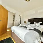 The Birketts Inn, 4 - Bed, Sleeps 8, Pets Welcome Ulverston