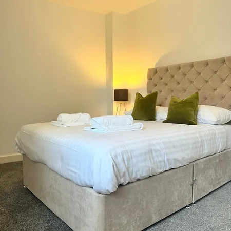 Dom wakacyjny The Birketts Inn, 4 - Bed, Sleeps 8, Pets Welcome *