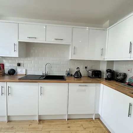 The Birketts Inn, 4 - Bed, Sleeps 8, Pets Welcome Semesterbostad Ulverston